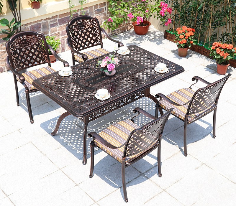 Bàn ghế nhôm đúc SK-B09