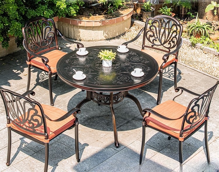 Bàn ghế nhôm đúc SK-B02